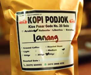Saat Kopi Menggigit: Petualangan Rasa di Podjok Kopi Candimas